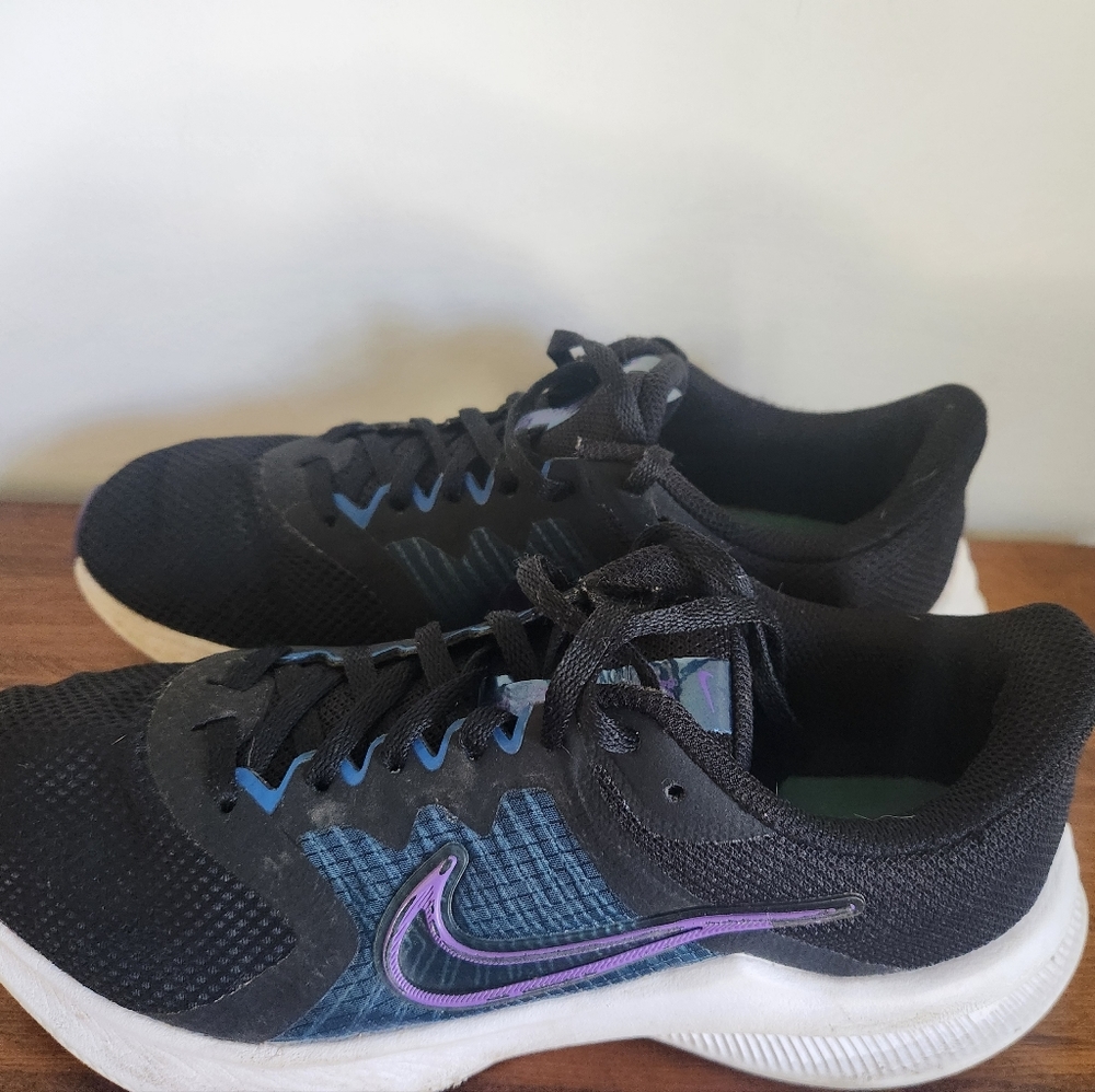 Nike running 🏃‍♀️ shoes